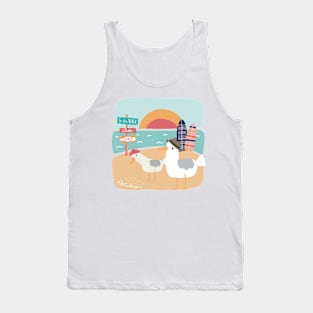 The two Seagulls at the beach celebrating summer holiday by the Sea, holiday memory on dark background Tank Top